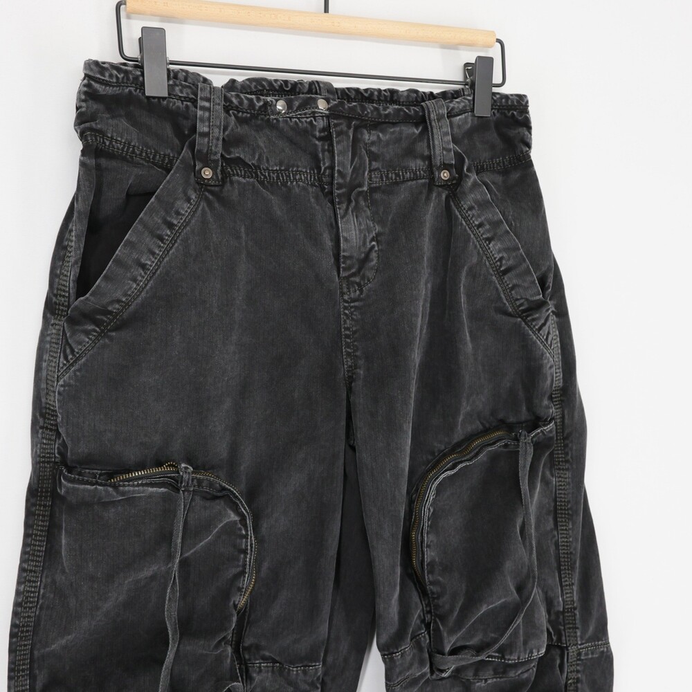 We The Free People Cant Compare Slouch Cargo Pants Womens S Black Elastic Waist - Picture 3 of 12